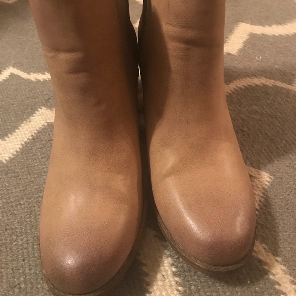Roxy ankle boots